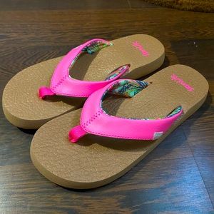 Sanuk Women’s Yoga Mat Flip Flops Size 6 - Brand New Never Worn (PINK) 🩴